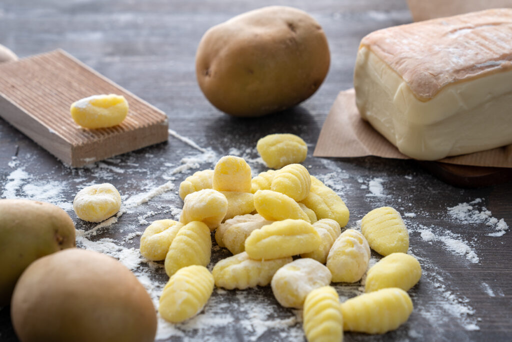 Gnocchi Boards - Best Pasta Equipment to Prepare And Cook Fresh Pasta like Handmade - Chef's Deal