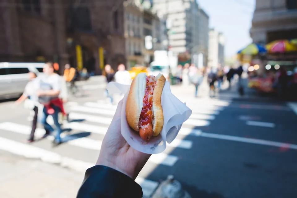 hot-dog-in-Manhattan, Popular Street Foods - Chef's Deal