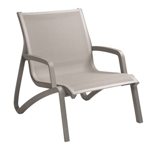 Grosfillex US001289 Outdoor Lounge Chair