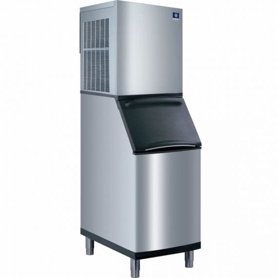 Manitowoc RNP0620W/D420 Water-Cooled Nugget 613 lbs Ice Maker with 383 lbs Storage Bin