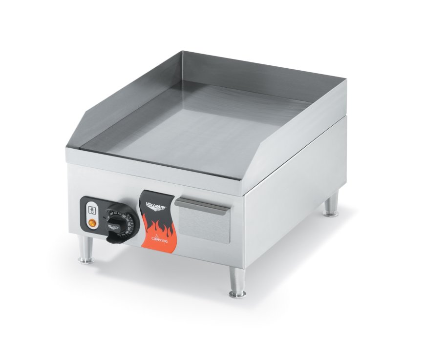 The Vollrath 40715 Cayenne Electric Flat-Top Griddle , Chef's Deal